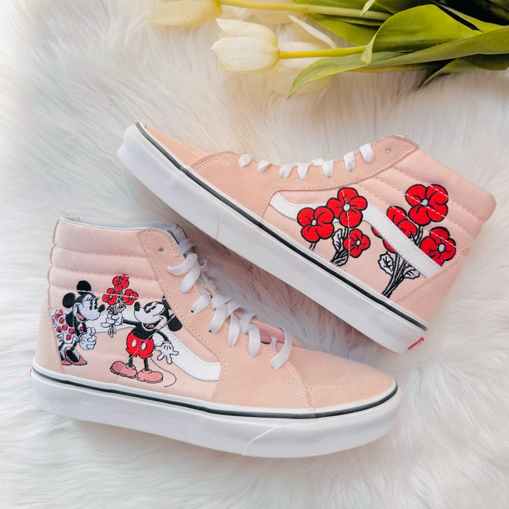 Vans X Disney Mickey & Minnie Sk8-Hi Sneakers - Picture 3 of 11